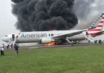 Avión se incendia en aeropuerto de Chicago