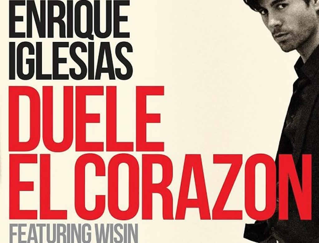 Enrique Iglesias celebra los datos de reproducciones de «Duele el corazón»