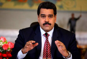 Maduro dice que Obama es "indigno" por hablar "tonterías" sobre Venezuela