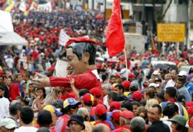 Maduro dice oposición crea "falsas expectativas" sobre resultados del diálogo