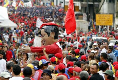 Maduro dice oposición crea "falsas expectativas" sobre resultados del diálogo