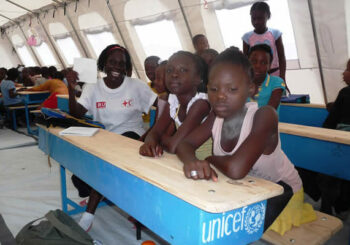 Unicef pide más fondos para ayudar a casi 600.000 niños haitianos por huracán