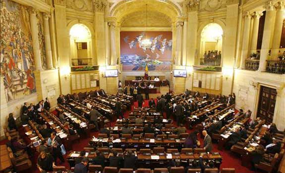 Congreso colombiano iniciará mañana trámite de refrendación de acuerdo de paz