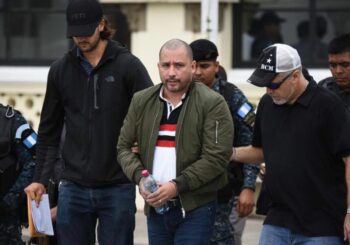 Guatemala entrega en extradición a EE.UU. a dos narcotraficantes
