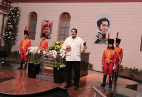 Maduro rinde homenaje a Fidel Castro en el Cuartel de la Montaña
