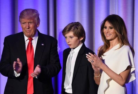 Melania Trump y su hijo Barron no planean mudarse a la Casa Blanca por ahora