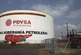 Venezuela firma acuerdos por 2.200 millones de dólares con petrolera China
