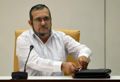 FARC pide conformar un Gobierno de transición que garantice el proceso de paz