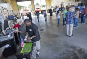 Más de la mitad de votantes en estado clave de #Florida votaron con antelación