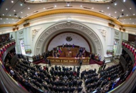 Parlamento venezolano designará a rectores del Poder Electoral el martes