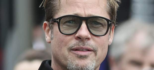 Brad Pitt acusa a Angelina Jolie de comprometer la intimidad de sus hijos