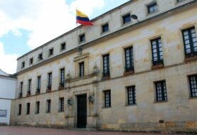 Colombia llama embajador venezolano a reclamar críticas de Maduro