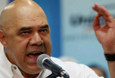 Oposición venezolana ve como un "paso positivo" liberación de Manuel Rosales