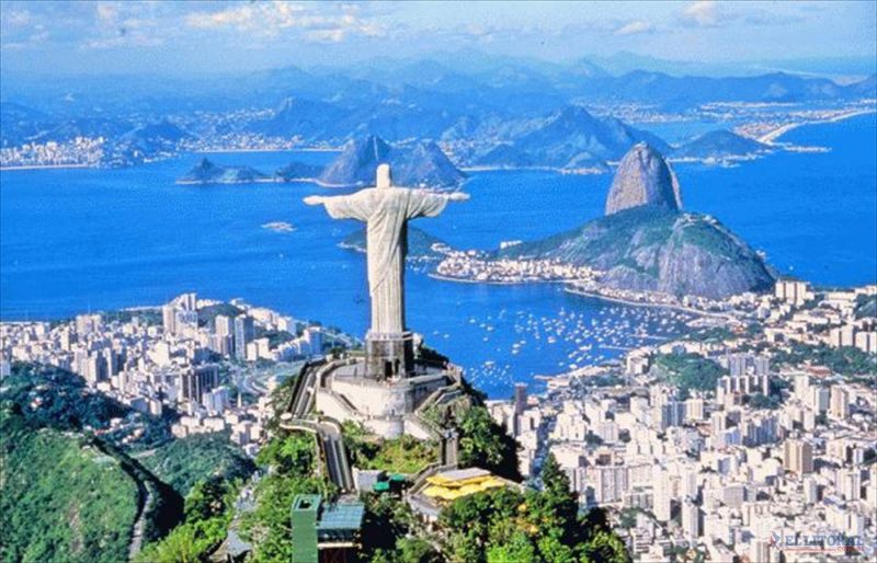 El Gobierno brasileño confía en que el turismo ayude a salir de la crisis