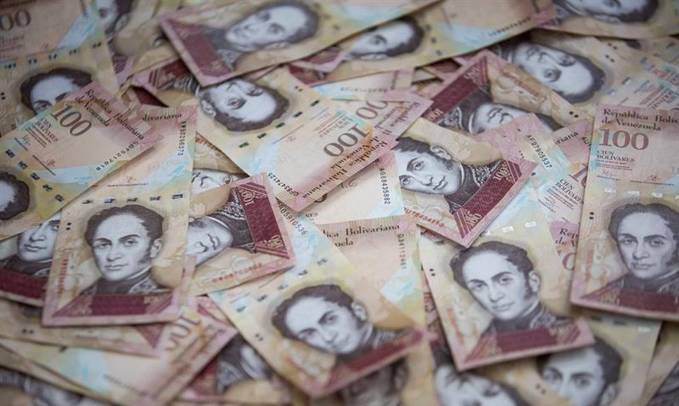 Venezuela pide a Colombia «derogar» resolución sobre intercambio de monedas