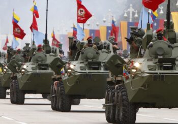 Maduro dice que dotará de "moderna tecnología" china y rusa a Fuerza Armada