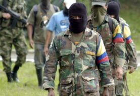 FARC eligen a seis voceros que los representarán en el Congreso colombiano