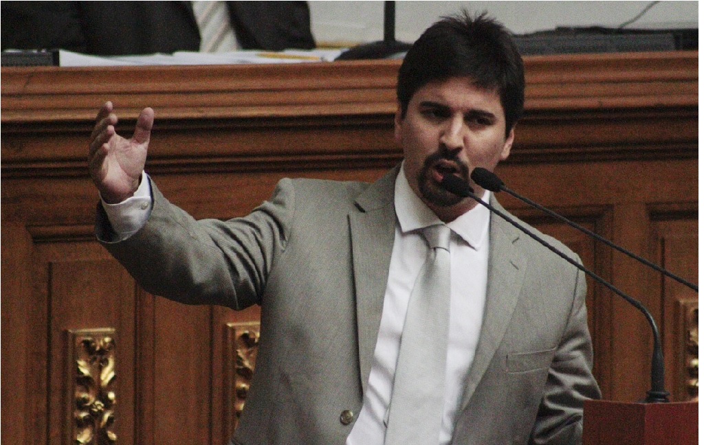 López ratifican ante la Asamblea Nacional que «Sí Hay Salida»