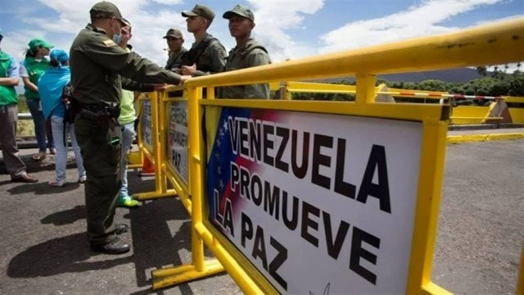 Colombia garantiza abastecimiento de combustible en frontera con Venezuela