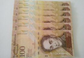 Venezuela oficializa salida de circulación de los billetes de 100 bolívares