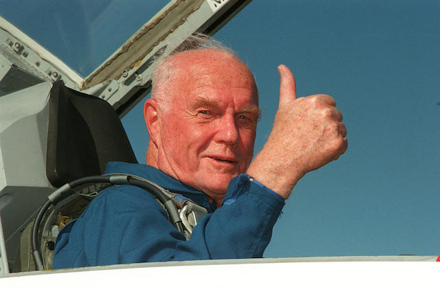 Muere John Glenn, el primer estadounidense en orbitar alrededor de la Tierra
