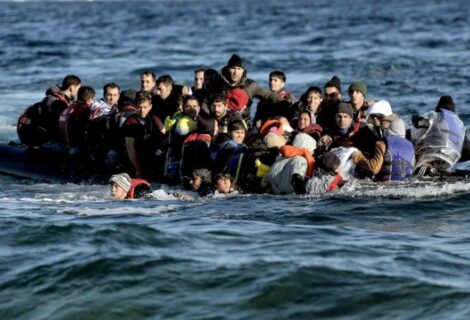 Un centenar de inmigrantes desaparecidos en el Mediterráneo, según ACNUR
