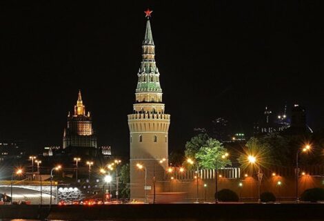 Kremlin califica "sin fundamento" afirmación de impago de Rusia de deuda