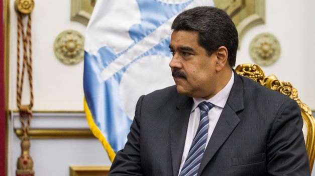 Maduro es denunciado por «devastación» causada tras retiro de billete de 100