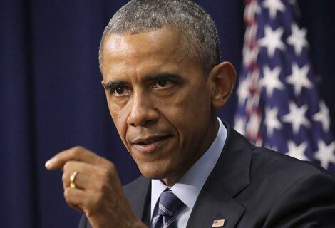 Obama honra la generación de Pearl Harbor, "espina dorsal de la clase media"