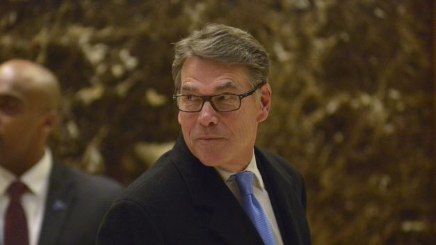 Trump confirma que ha elegido a Rick Perry como futuro secretario de Energía