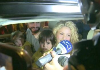 Shakira y Piqué llegan a Colombia con sus hijos para pasar el fin de año