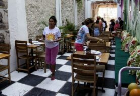 Reclusas colombianas abren restaurante gourmet en cárcel de Cartagena