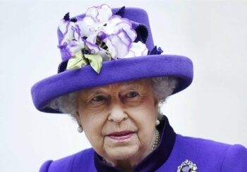 Isabel II alaba los logros de la "gente ordinaria" en su mensaje de Navidad