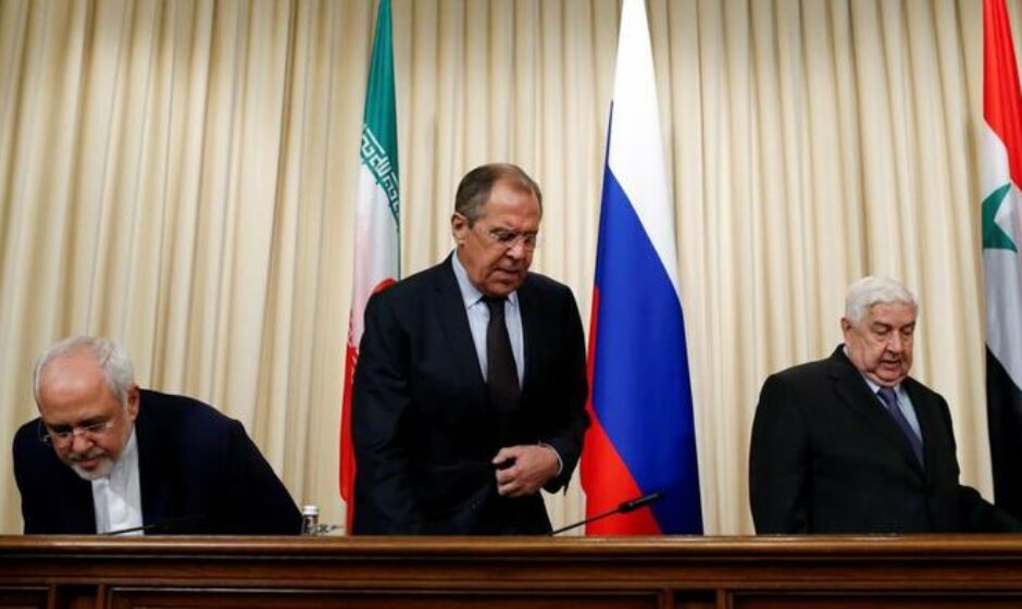 Rusia, Turquía e Irán convocan consultas trilaterales sobre Siria en Moscú