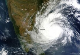 Ciclón Vardah alcanza la costa sureste de la India con vientos de 105 Km/h