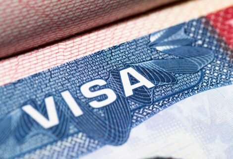 Inmigrantes víctimas de violencia en espera por Visas "U" en EEUU
