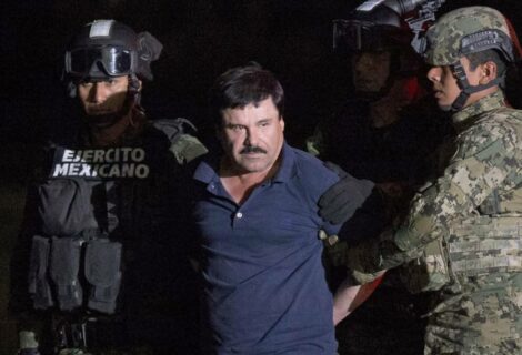 El Gobierno de México extradita al "Chapo" Guzmán a Estados Unidos