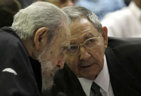 No hay alternativa al castrismo en Cuba, según subdirector del KGB soviético