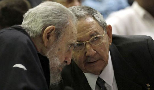 No hay alternativa al castrismo en Cuba, según subdirector del KGB soviético