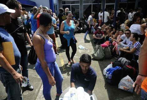 Los últimos cubanos en llegar a EE.UU. sufren por los que estaban en camino