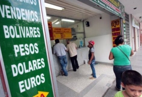 Inicia funcionamiento de 8 casas de cambio en estados fronterizos venezolanos