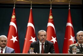 Erdogan dice que el atentado de Estambul busca desestabilizar Turquía