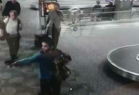 Suspenden policía que filtró video de tiroteo en aeropuerto de Florida, EEUU