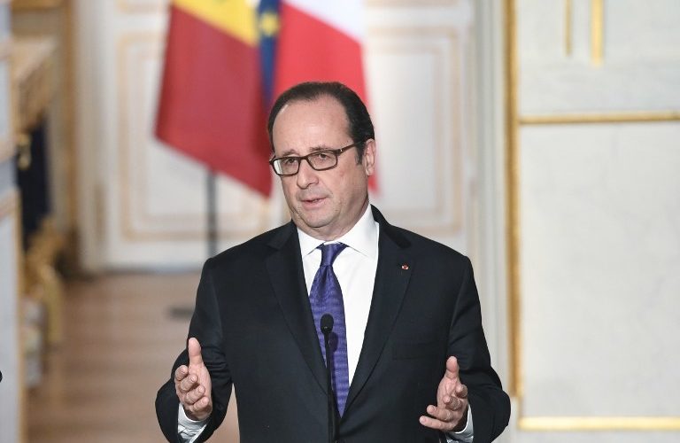 El presidente Hollande visitará zona de concentración de las FARC en Colombia