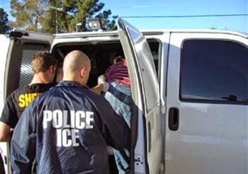 Condado de Miami Dade acatará órdenes federales para detención de inmigrantes