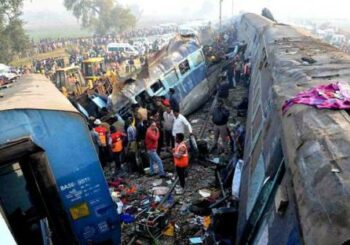Una nueva tragedia ferroviaria causa 39 muertos y 50 heridos en la India