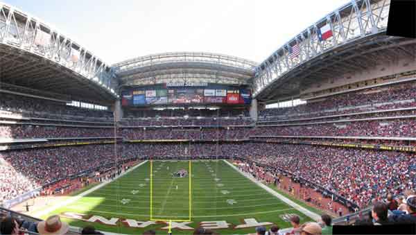 Patriots y Falcons jugarán sobre césped artificial y techo descubierto