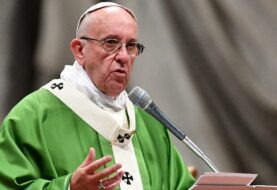 El papa pide medidas para proteger e integrar a los niños inmigrantes