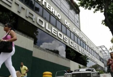 Maduro nombra nueva directiva de PDVSA