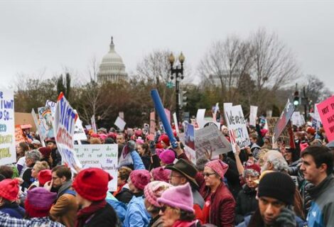 Protesta contra Trump fue la mayor en la historia de EEUU según investigadora
